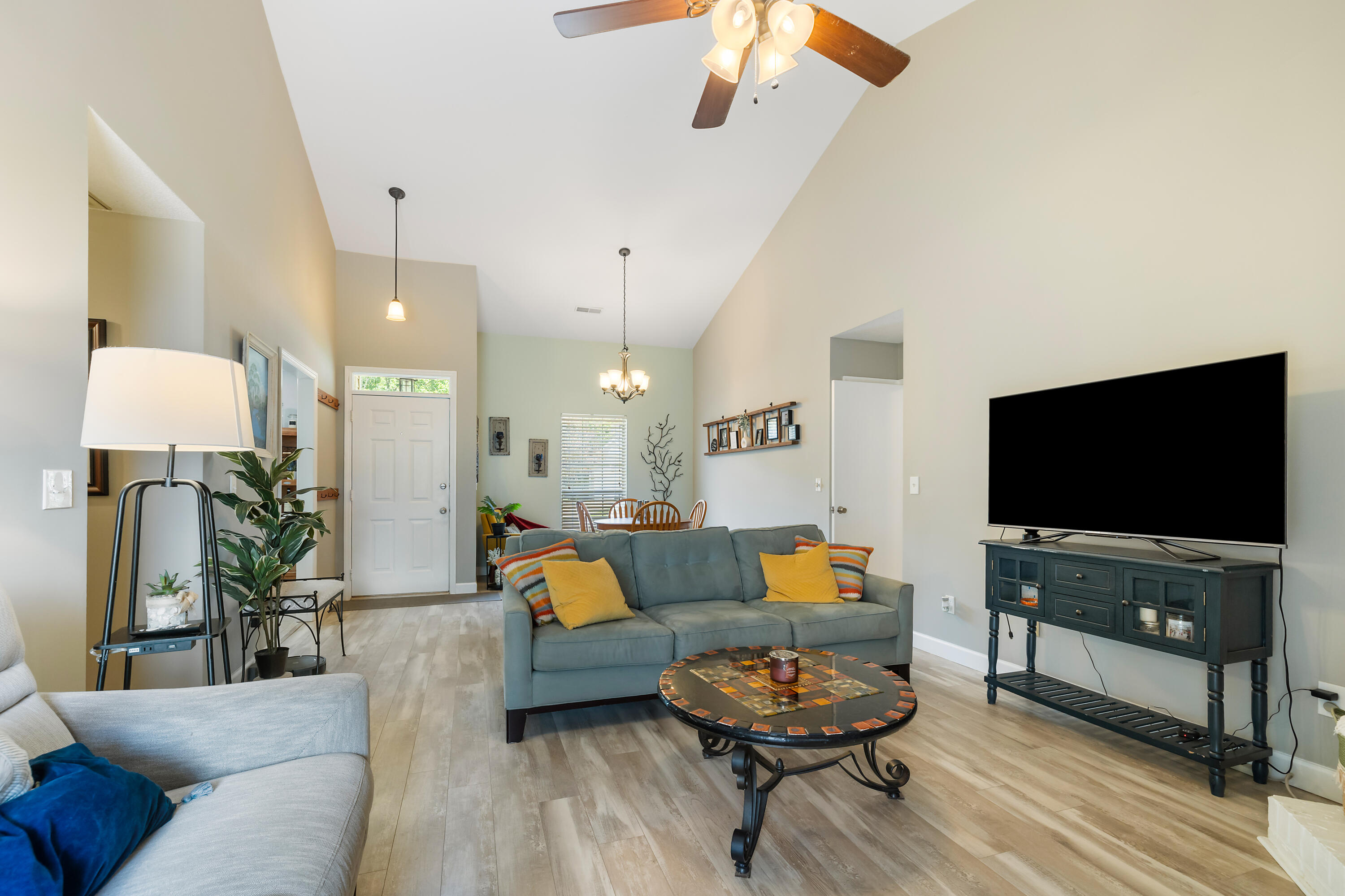 101 Ranworth Lane