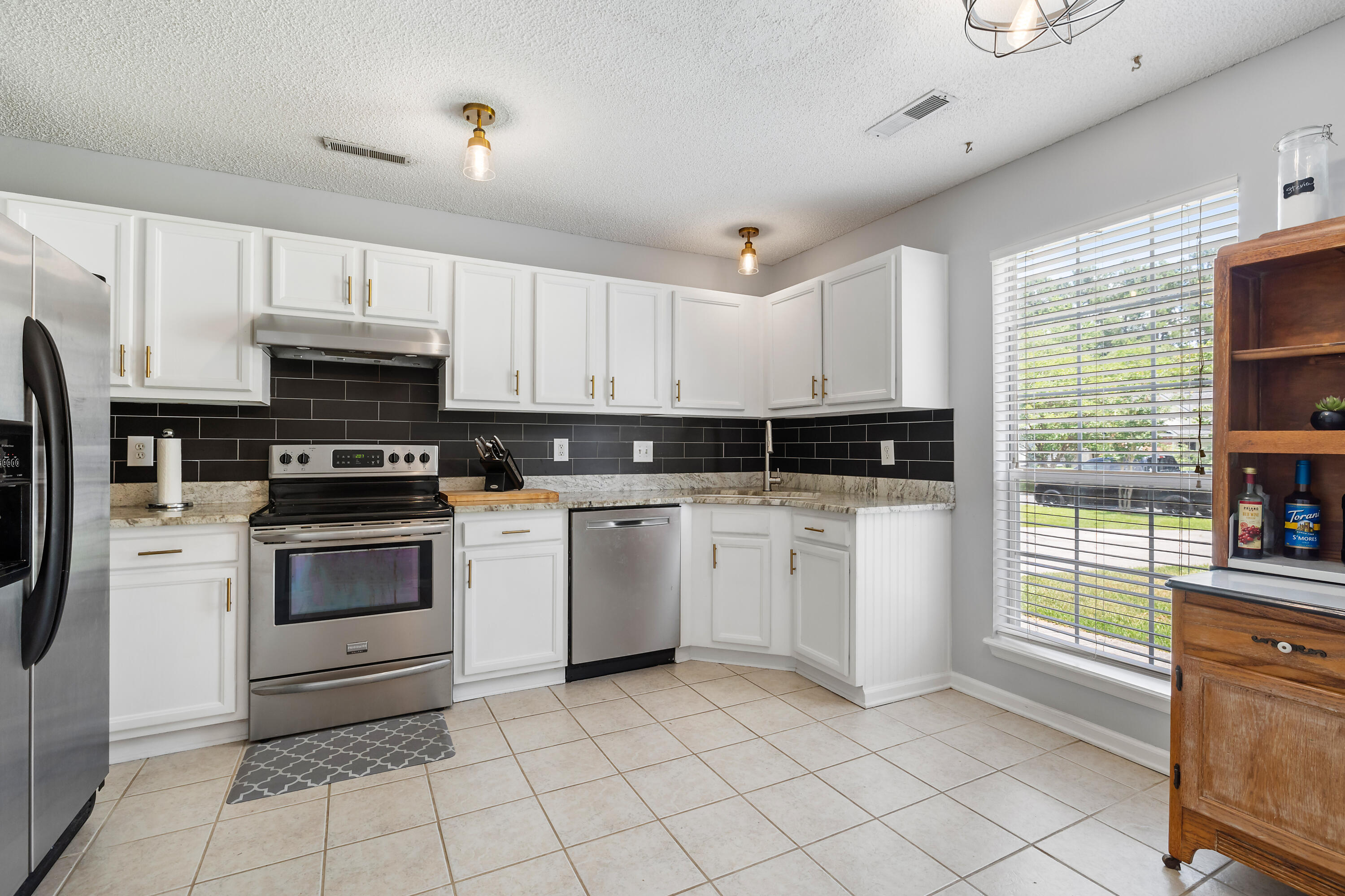 101 Ranworth Lane