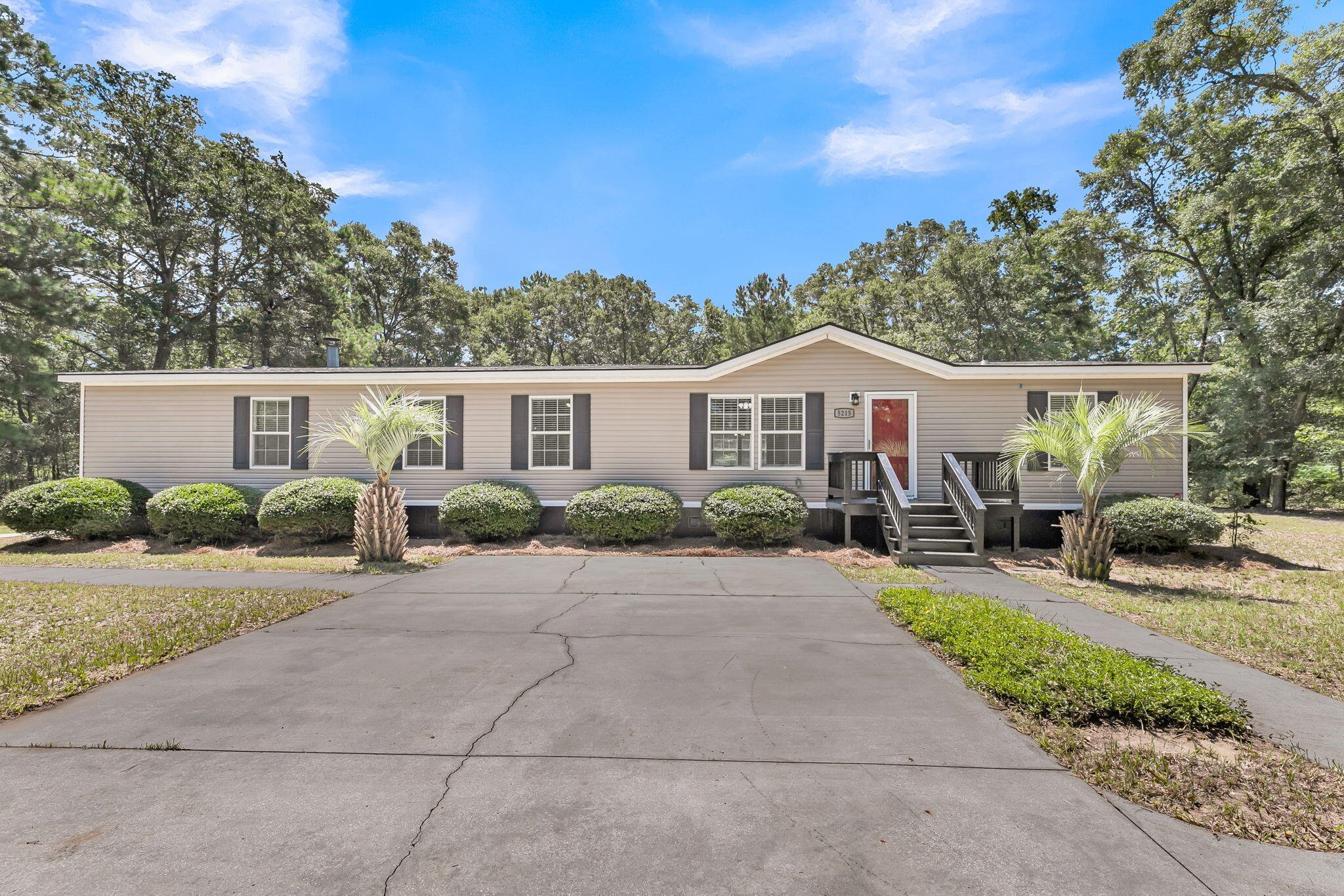 5215 Maybank Highway, Wadmalaw Island, SC, 29487