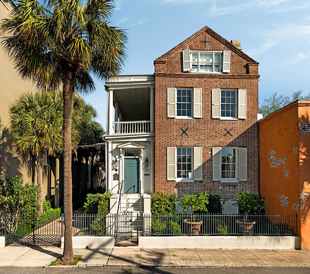 Photo of 32 Society Street, Charleston, SC 29401 (MLS # 26003681)