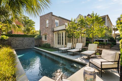 Photo of 32 Society Street, Charleston, SC 29401 (MLS # 26003681)