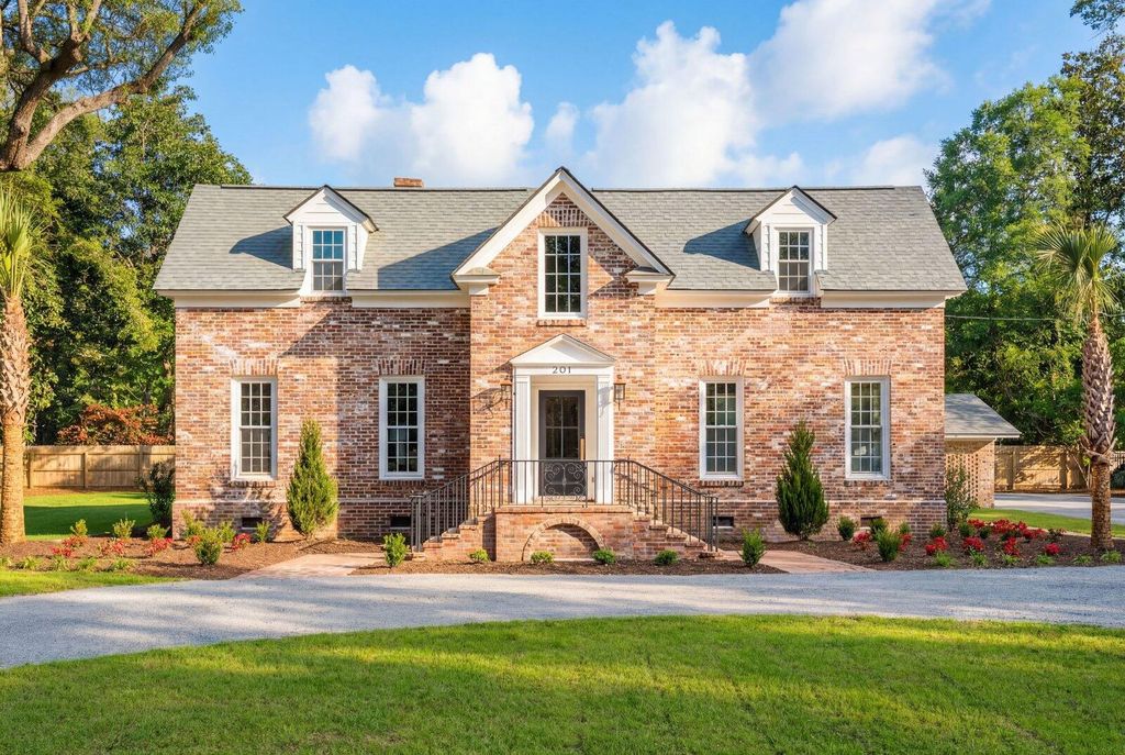 Photo of 201 Tea Farm Road, Summerville, SC 29483 (MLS # 26008151)