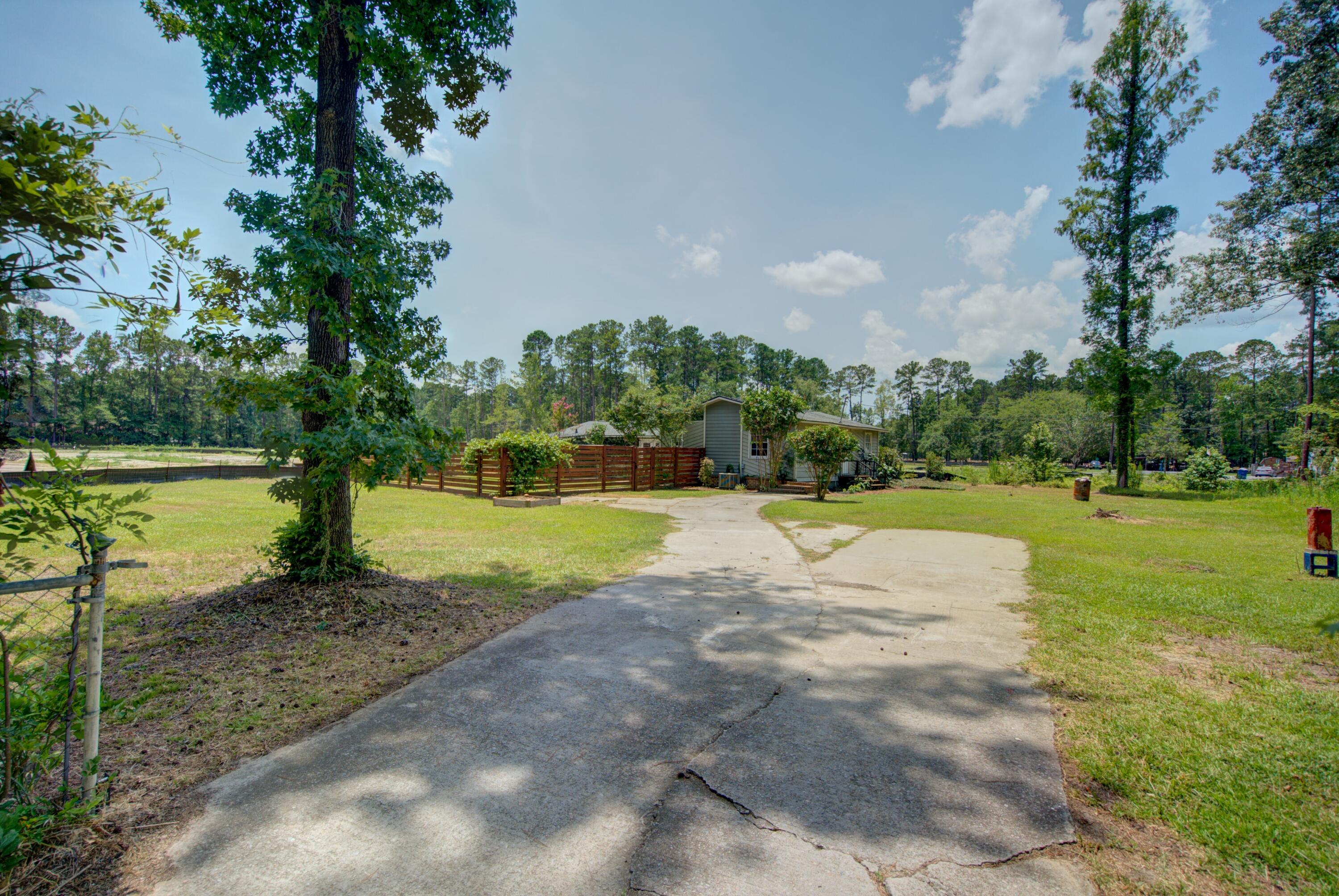 243 Lazy Acres Loop