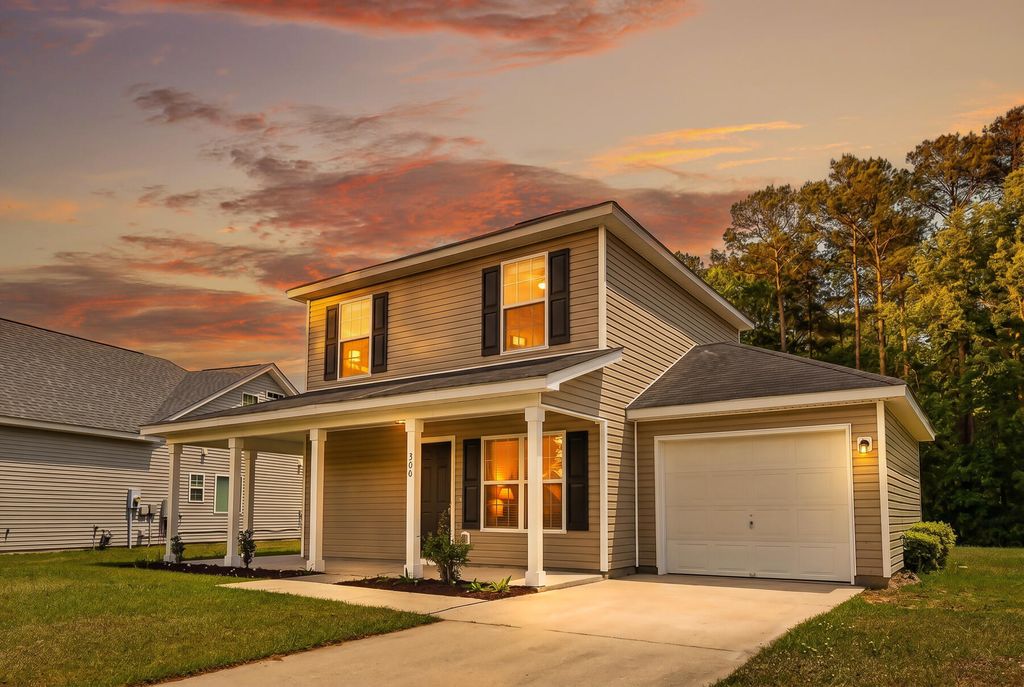 Photo of 306 Winford Court, Moncks Corner, SC 29461 (MLS # 26011108)