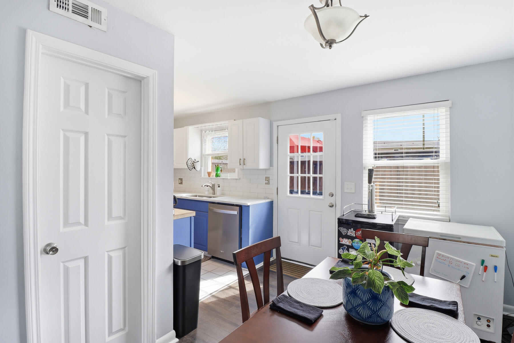 415 Parkdale Drive 10b