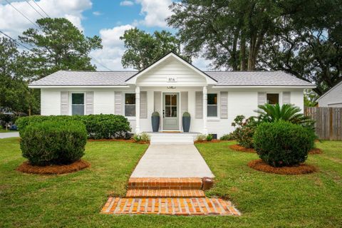 Photo of 816 Bermuda Street, Charleston, SC 29412 (MLS # 25021439)