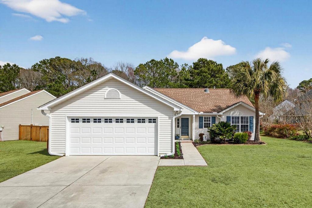 Photo of 3127 Morningdale Drive, Mount Pleasant, SC 29466 (MLS # 26009170)