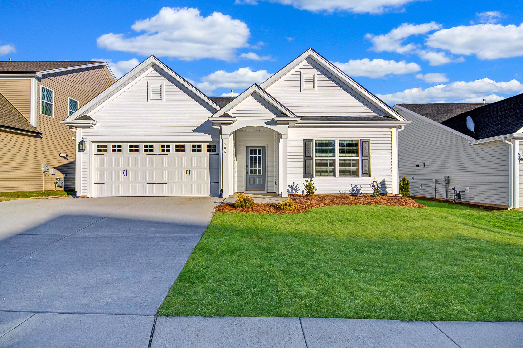 1671 Grange Circle