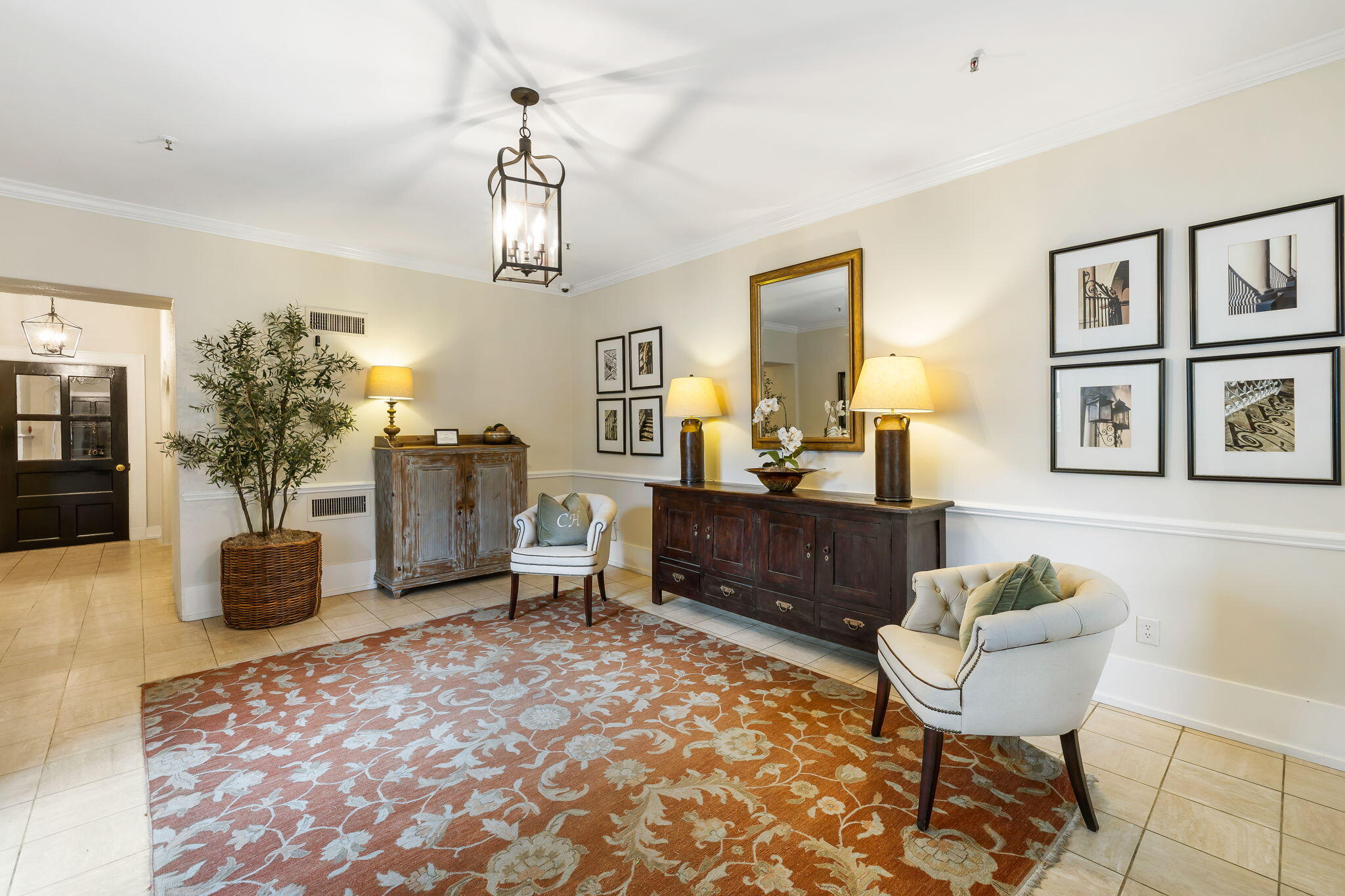 67 Legare Street 307