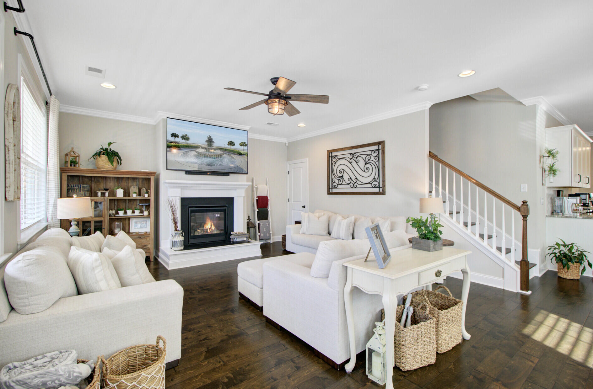 1056 Oak Bluff Avenue