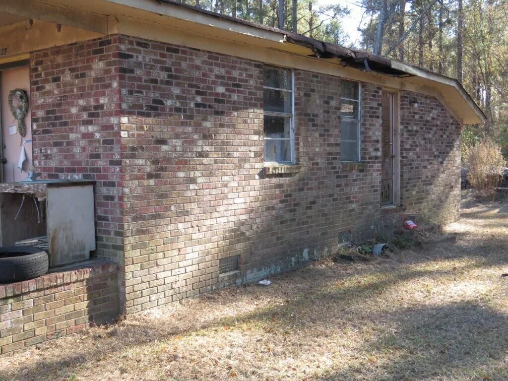 Photo of 2137 Beulah Road, Smoaks, SC 29481 (MLS # 26007559)