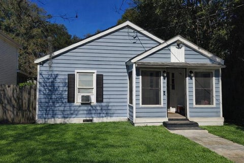 Photo of 1120 Bexley Street, North Charleston, SC 29405 (MLS # 26014517)