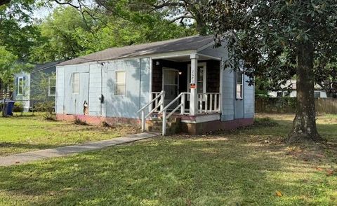 Photo of 2681 Ranger Drive, North Charleston, SC 29405 (MLS # 25028816) Photo of 2681 Ranger Drive, North Charleston, SC 29405 (MLS # 25028816)