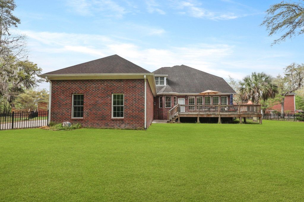 listing image 64
