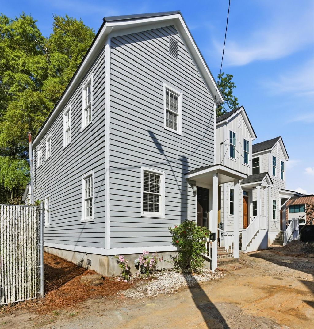 Photo of 7 Lapps Ct, Charleston, SC 29403 (MLS # 26010028)