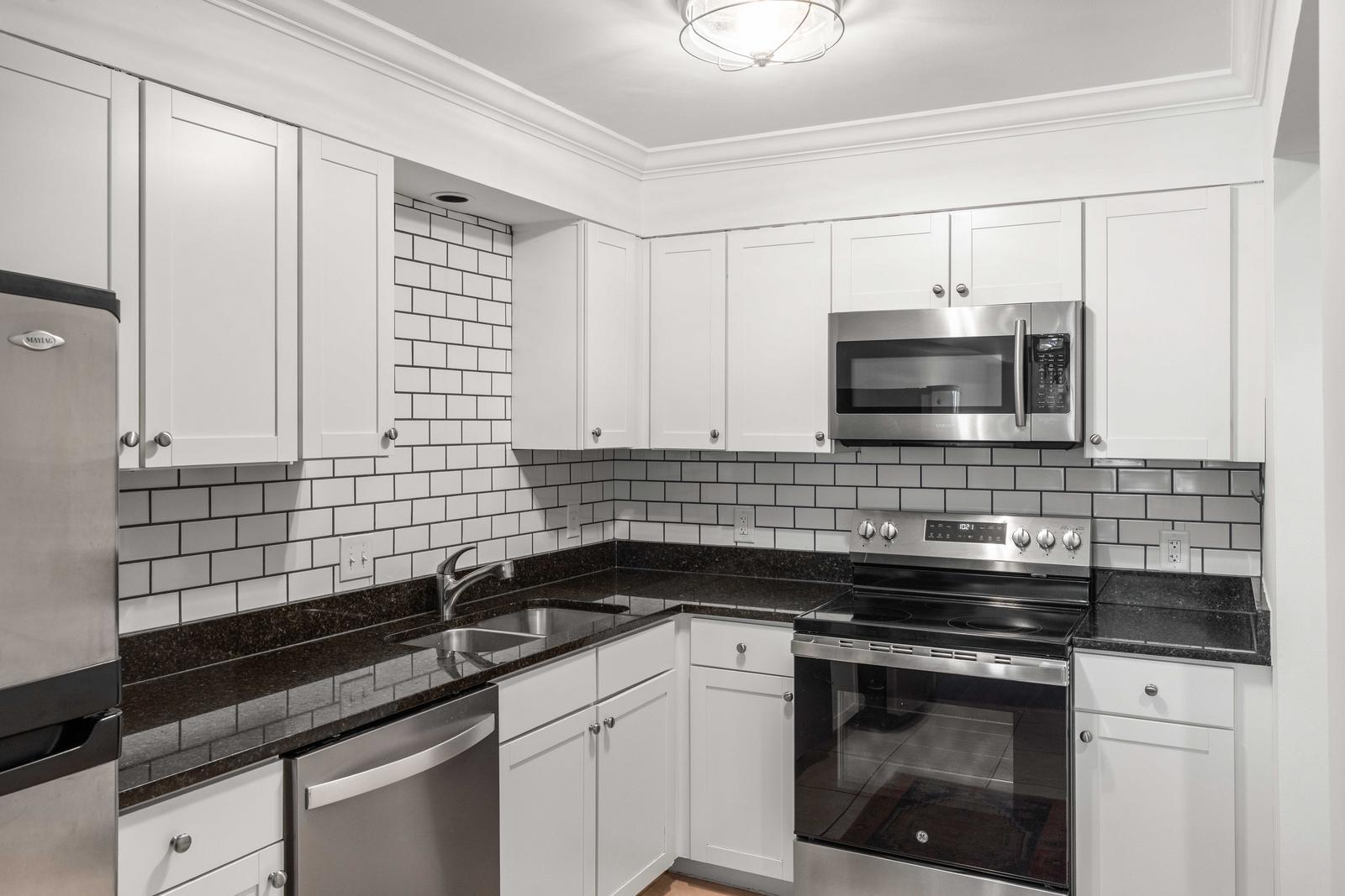 7000 Palmetto Drive 6d