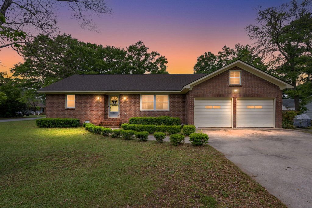 Photo of 1605 Pinopolis Road, Moncks Corner, SC 29461 (MLS # 26010275)