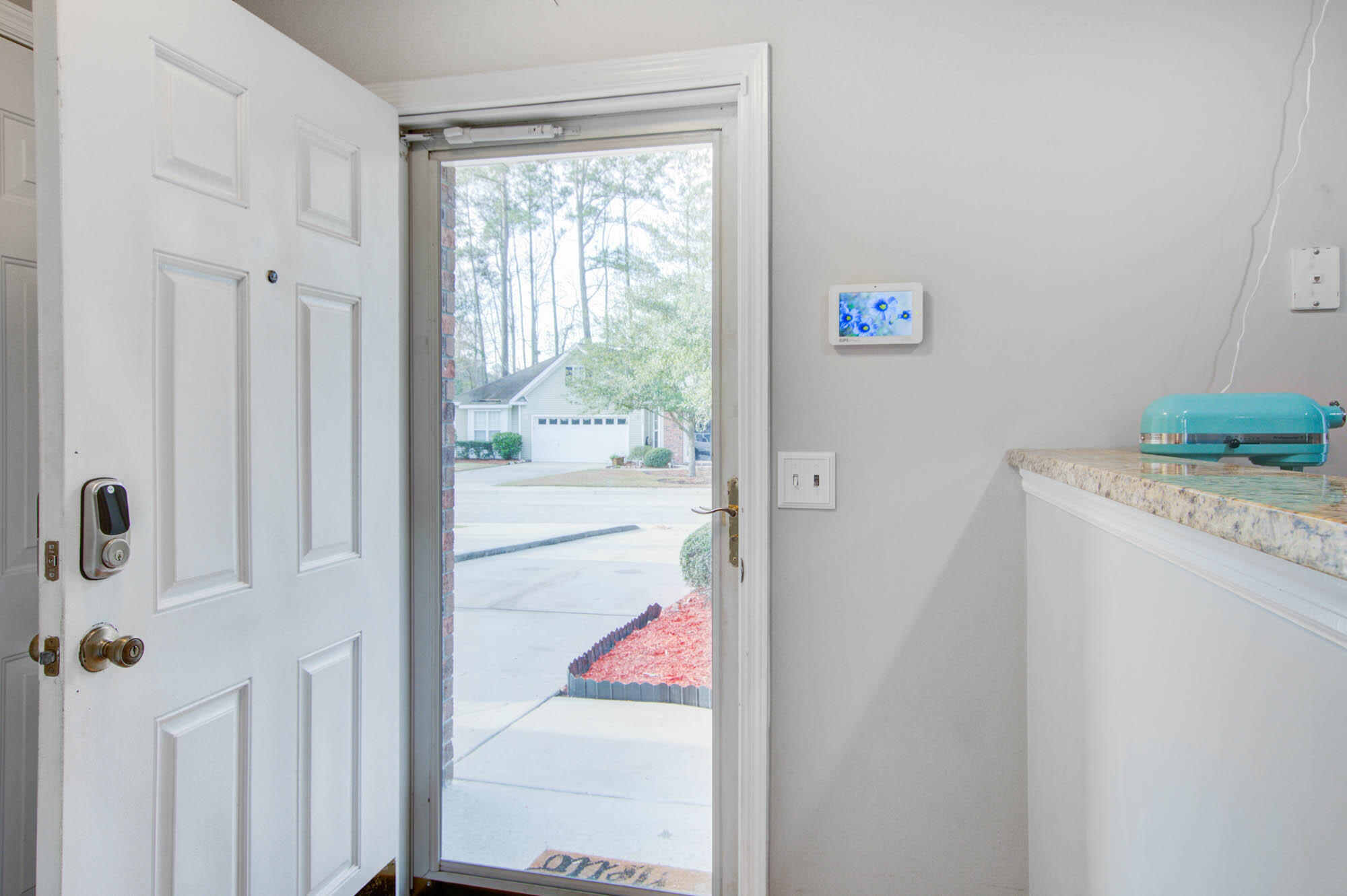 Photo 4 of 20 of 8618 Grassy Oak Trail townhome