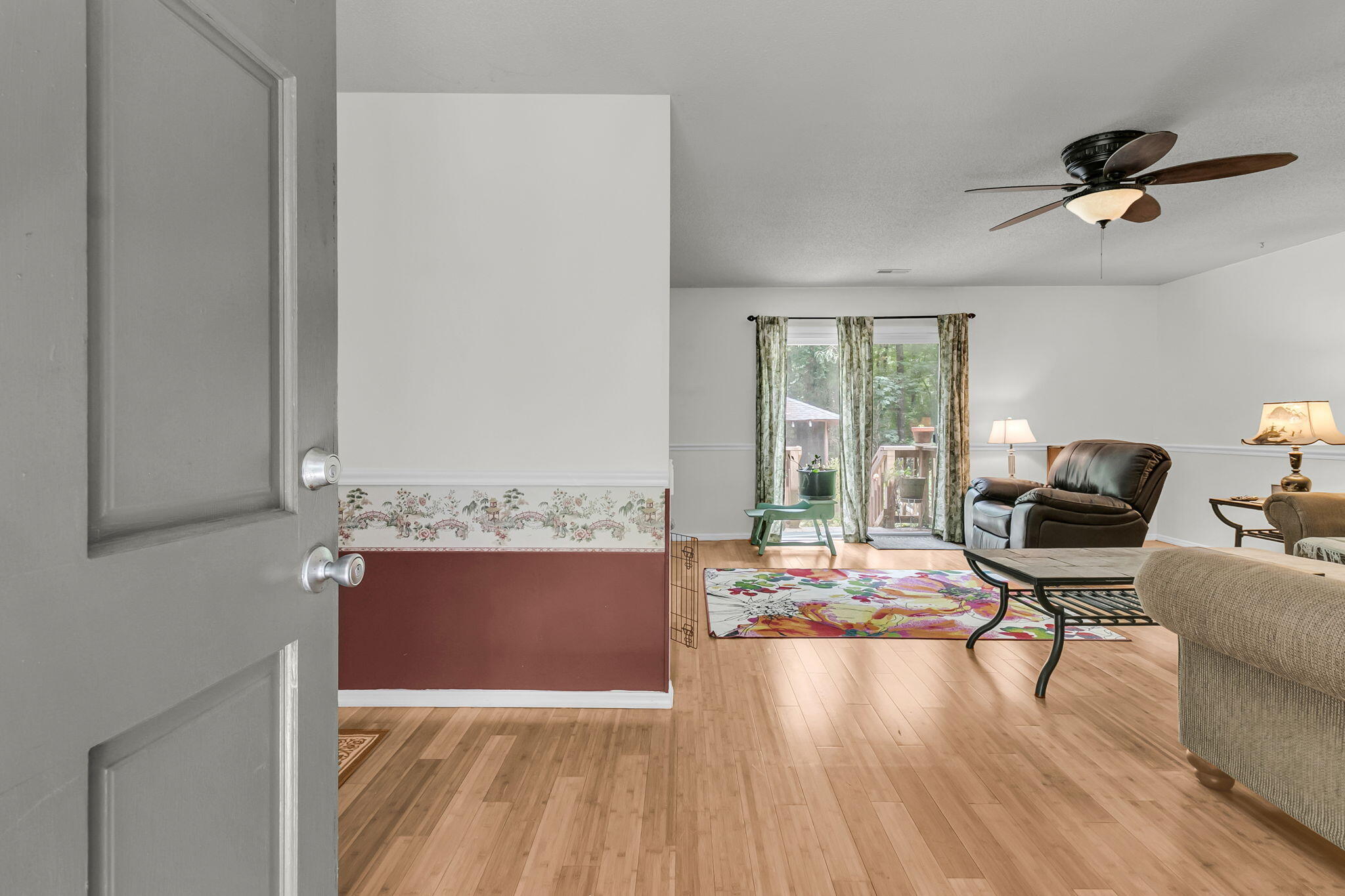360 W Smith Street