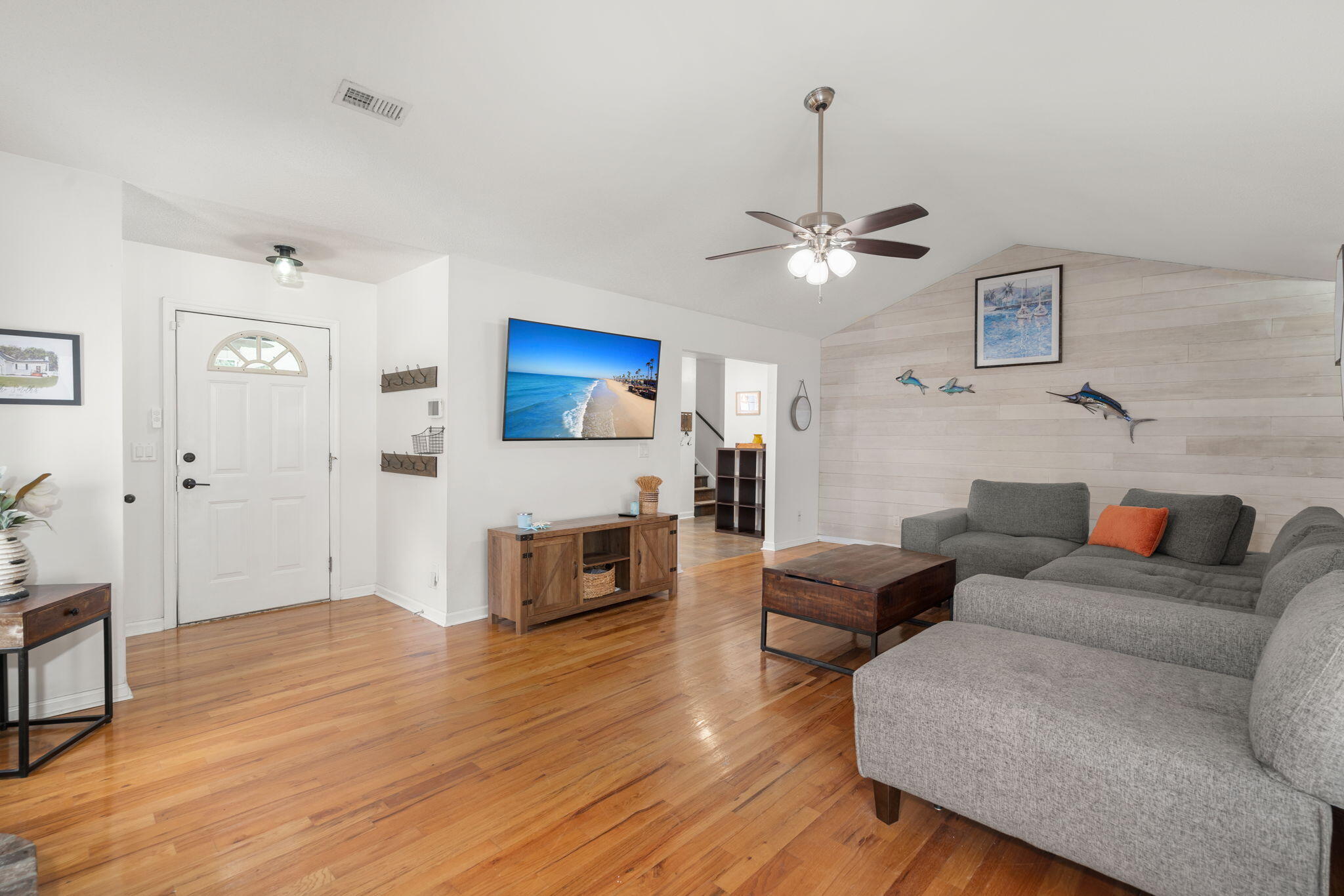 6692 Bent Creek