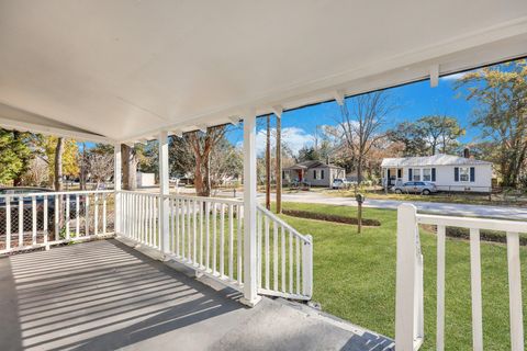 A home in North Charleston