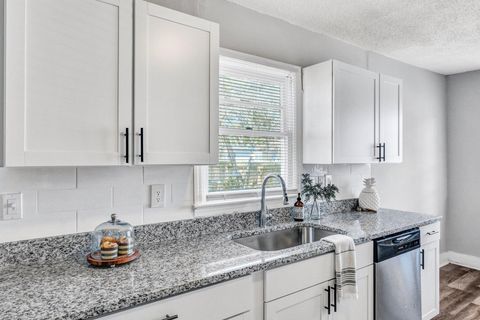 A home in North Charleston