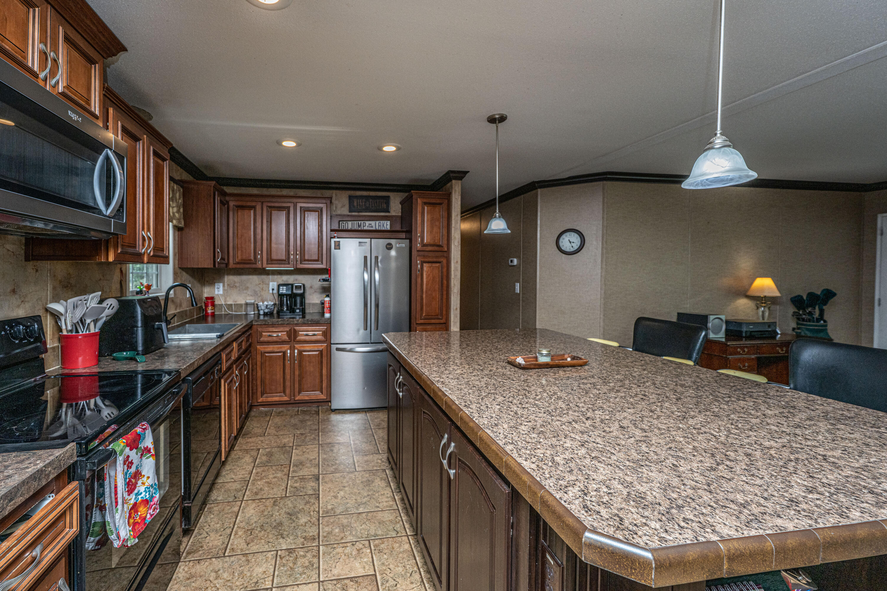 725 Hildebrand Drive