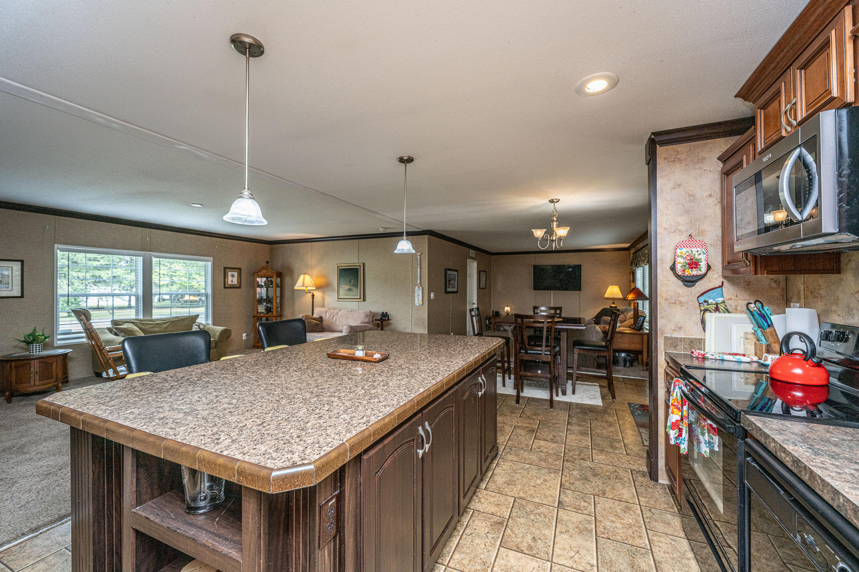 725 Hildebrand Drive