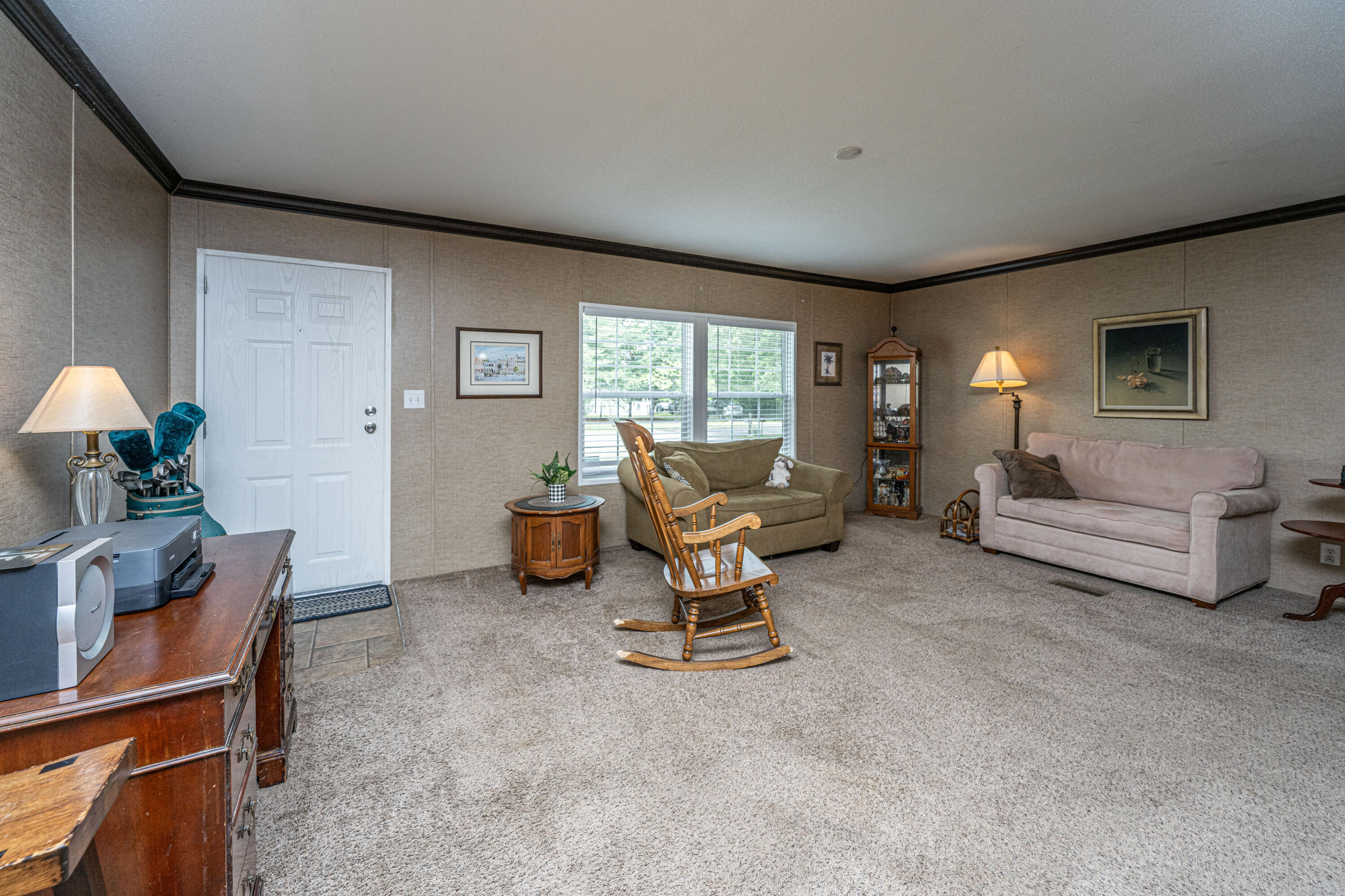 725 Hildebrand Drive