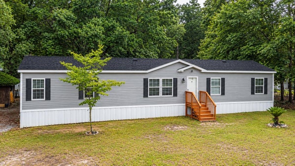 725 HILDEBRAND DR, BONNEAU, SC 29431 - Image 33db8557128d2802d3b7ad669b93f0dd/991874262