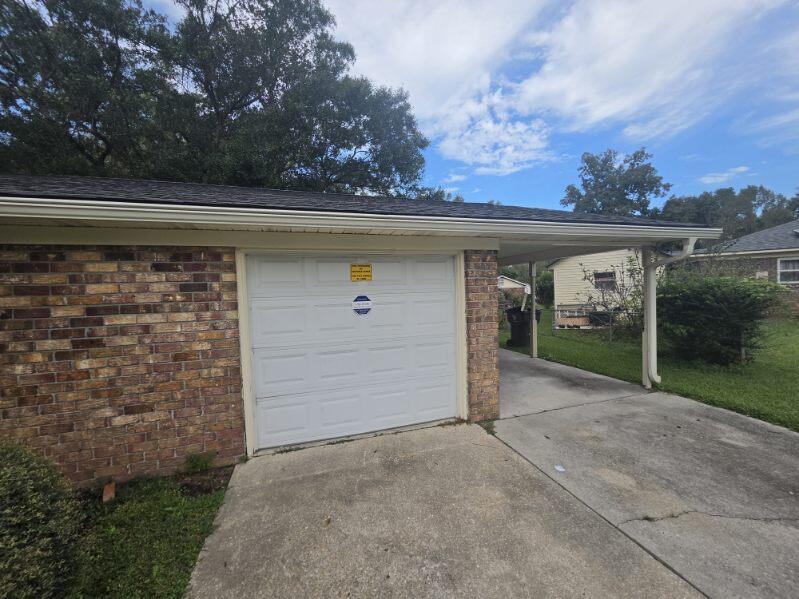 390 Furman Lane