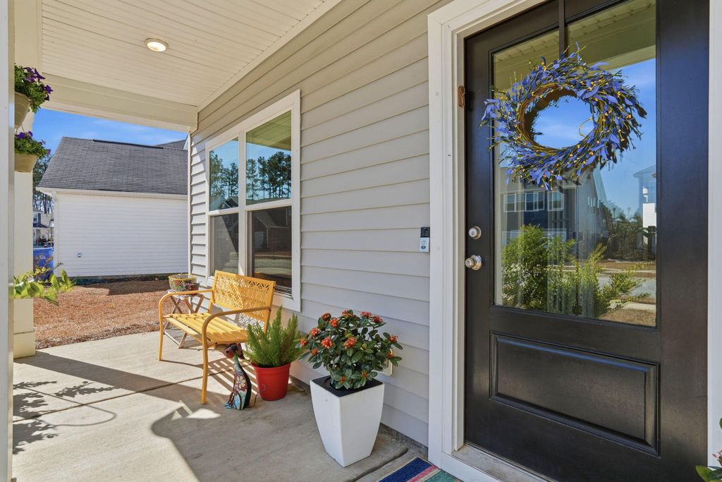 Photo of 4420 Palm Shadow Drive, Summerville, SC 29485 (MLS # 26003785)