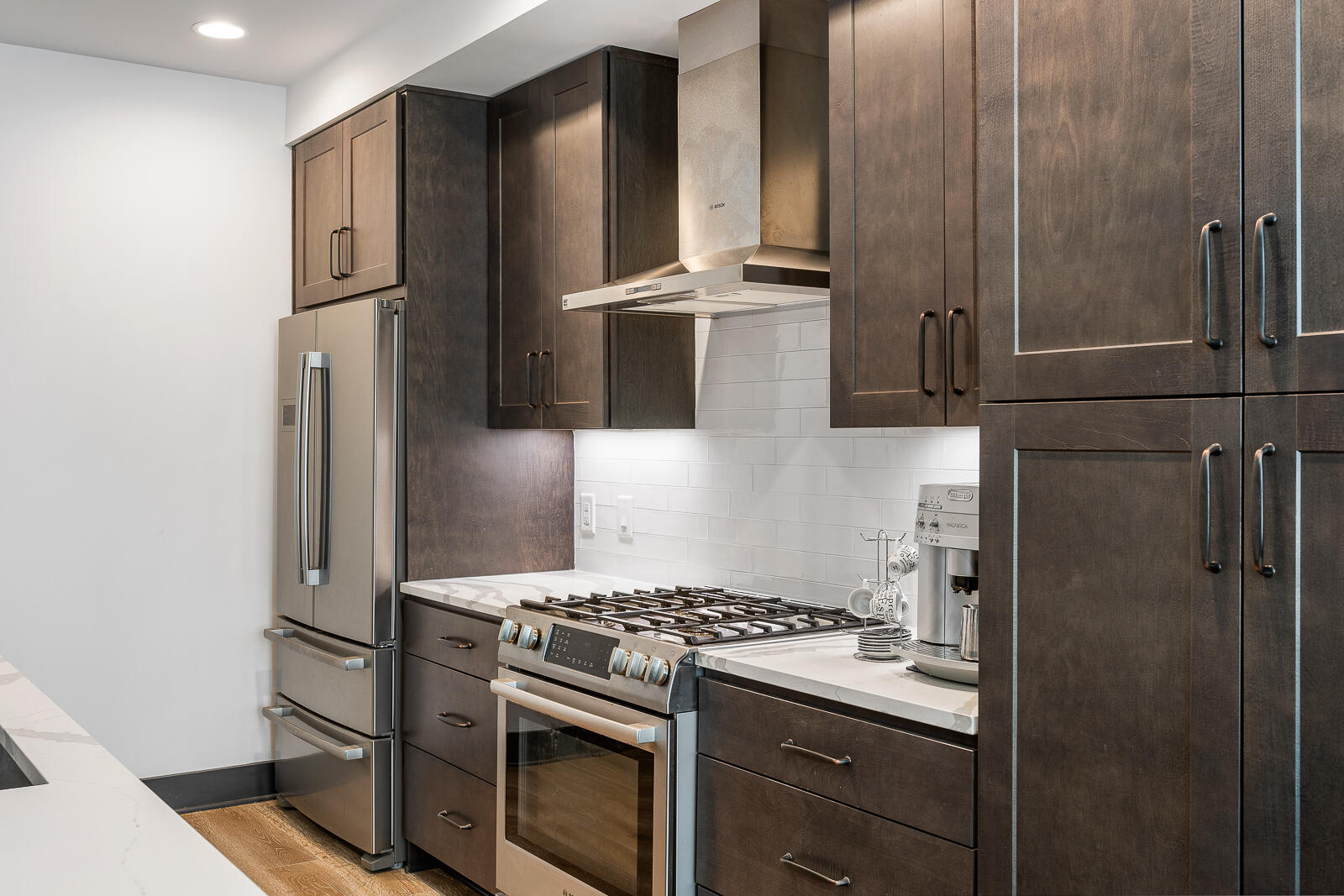 5 Gadsdenboro Street 416