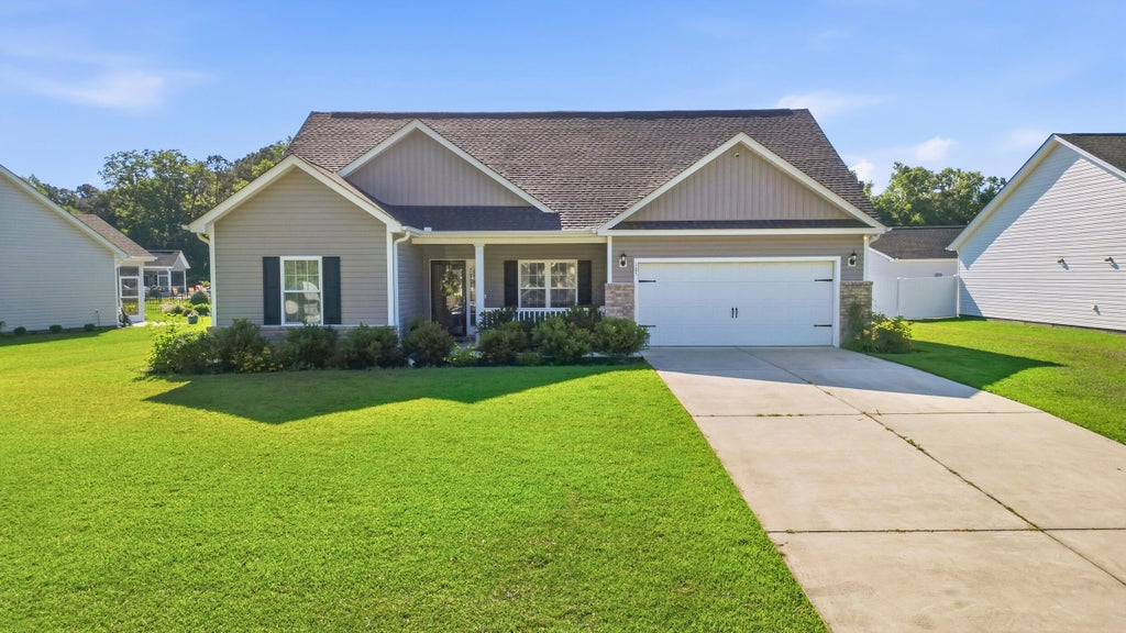Photo of 105 N Levee Drive, Georgetown, SC 29440 (MLS # 26017422)