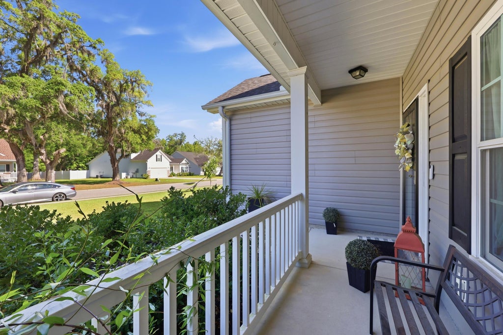 Photo of 105 N Levee Drive, Georgetown, SC 29440 (MLS # 26017422)