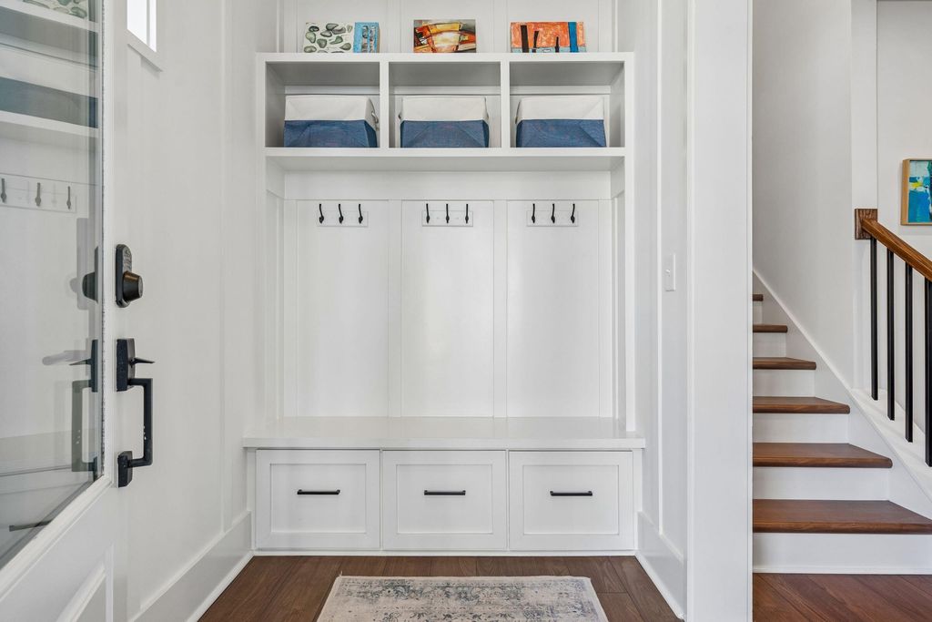 Photo of 32 Sutherland Court, Charleston, SC 29403 (MLS # 26008387)