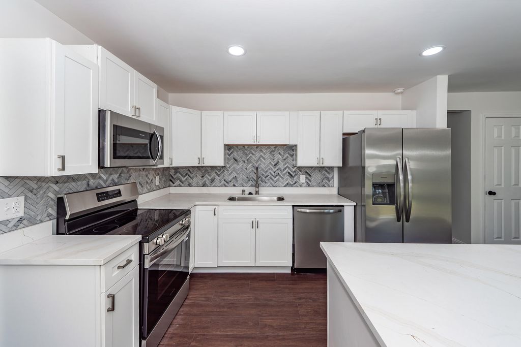 Photo of 1022 Miles Jamison Road, Summerville, SC 29485 (MLS # 25032493)