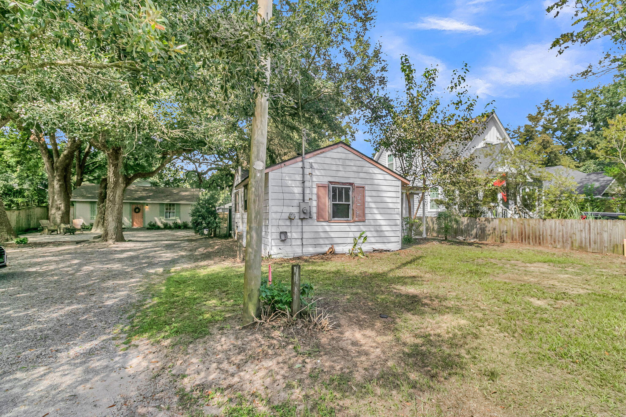 5039 Alpha Street