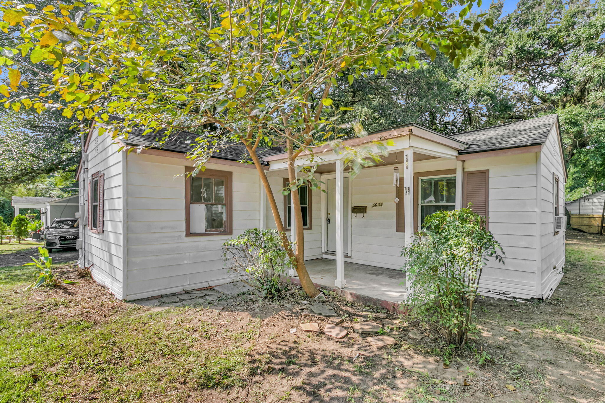 5039 Alpha Street
