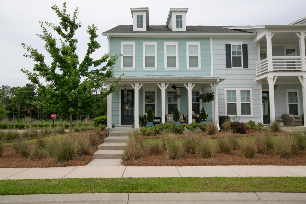 Photo of 3115 Sturbridge Road, Mount Pleasant, SC 29466 (MLS # 26013350)