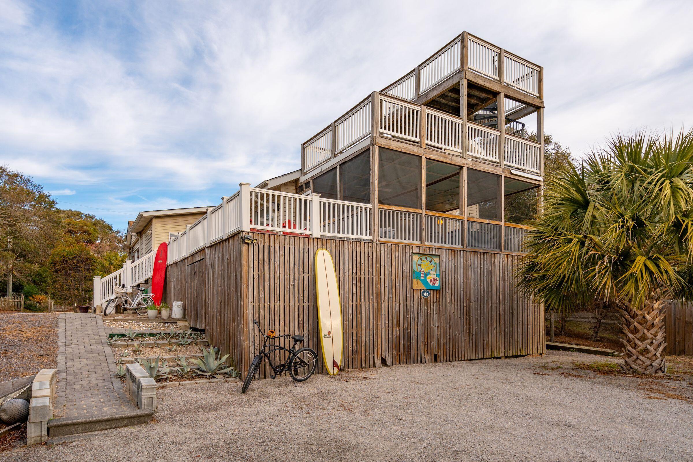 904 E Arctic Avenue