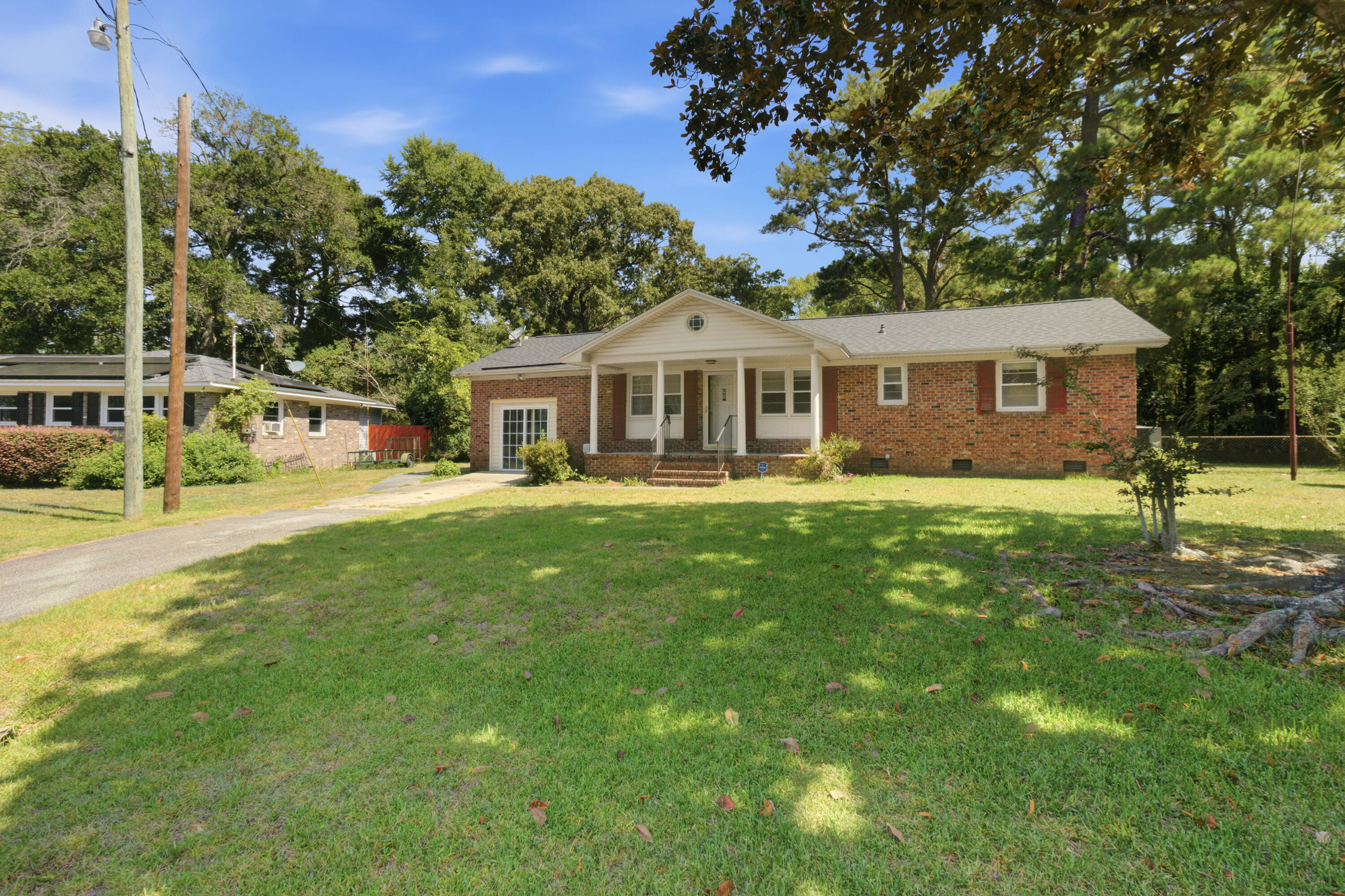 931 Dogwood Court