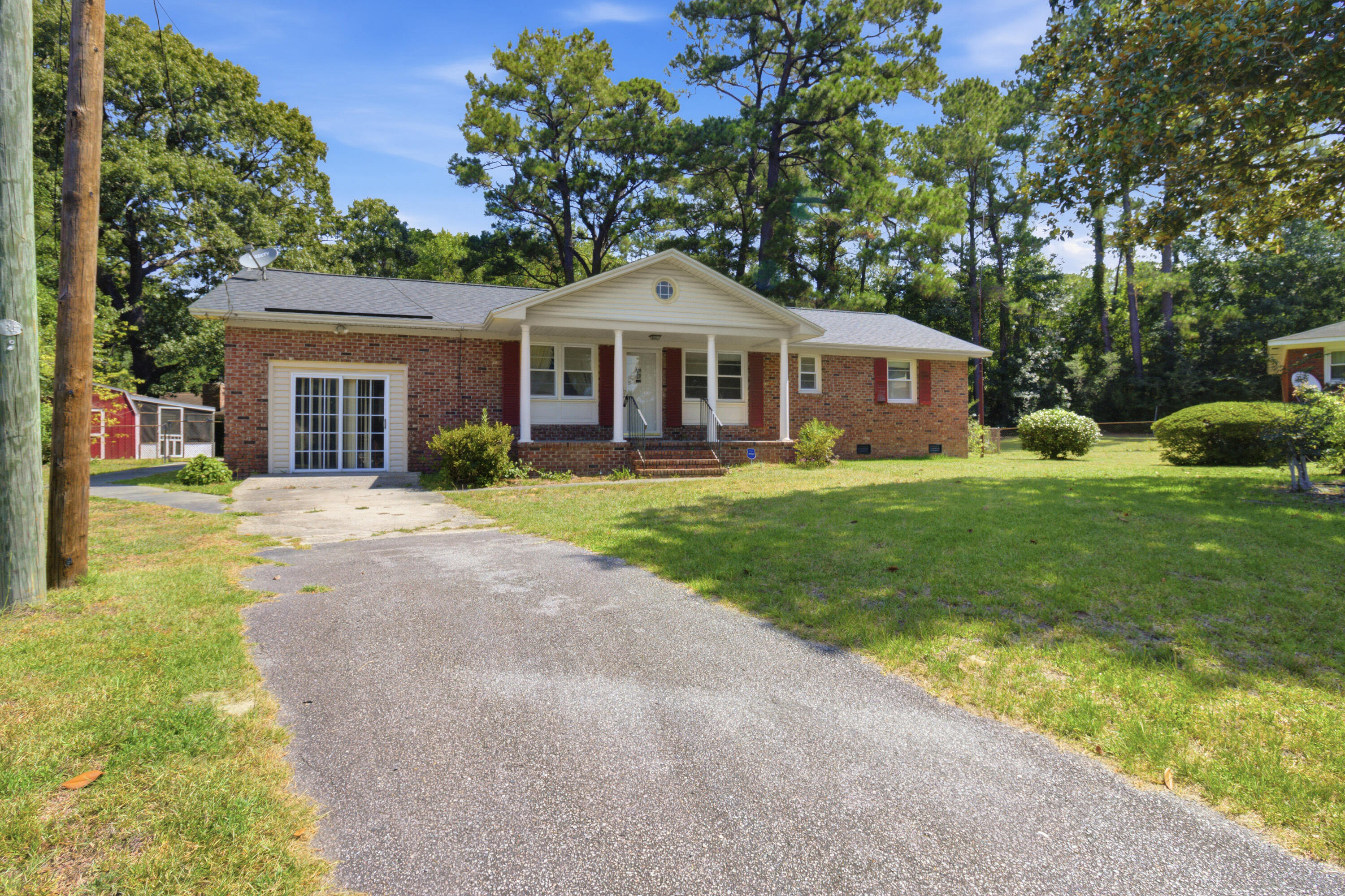 931 Dogwood Court