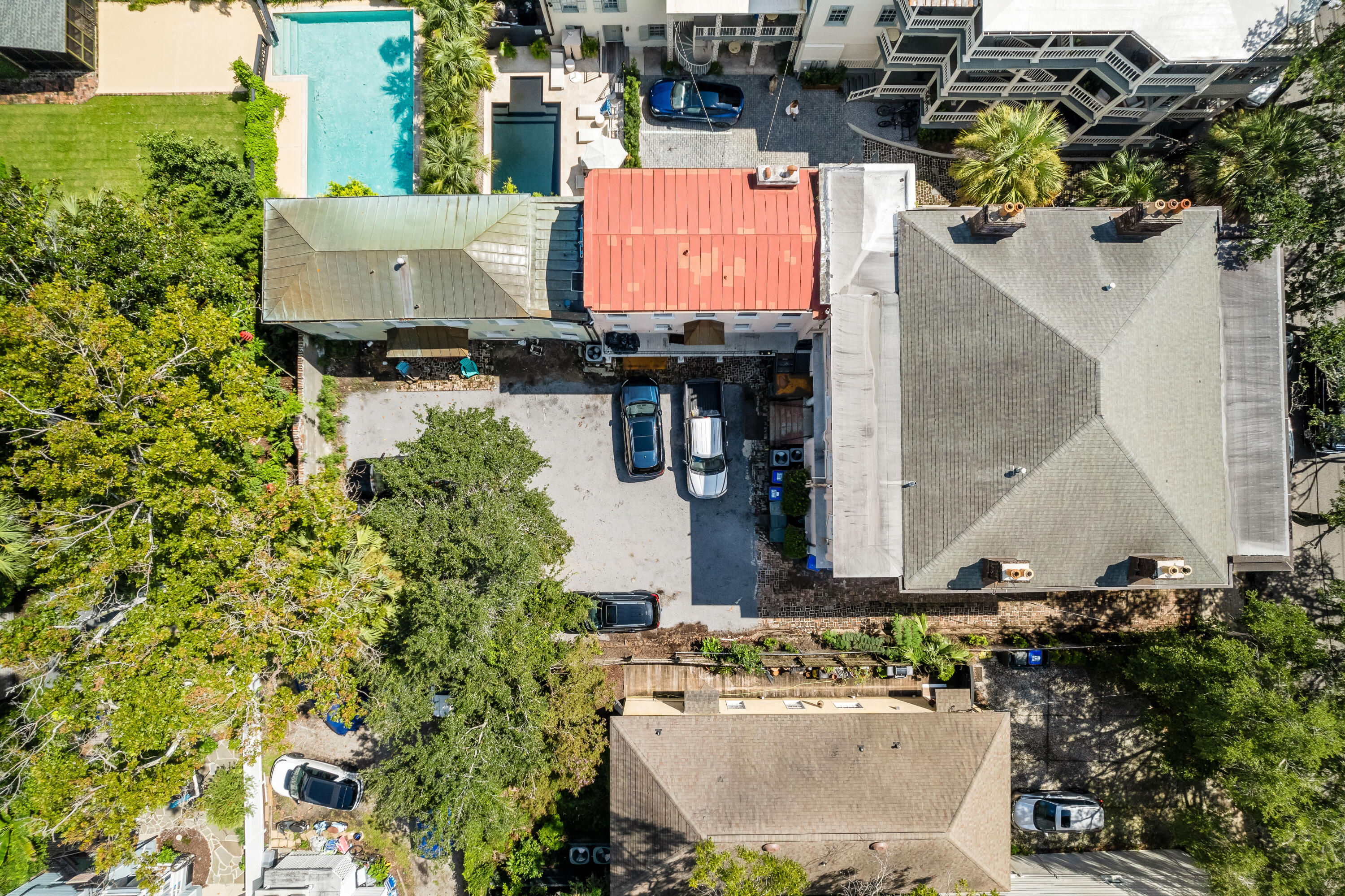 128 Wentworth Street 1