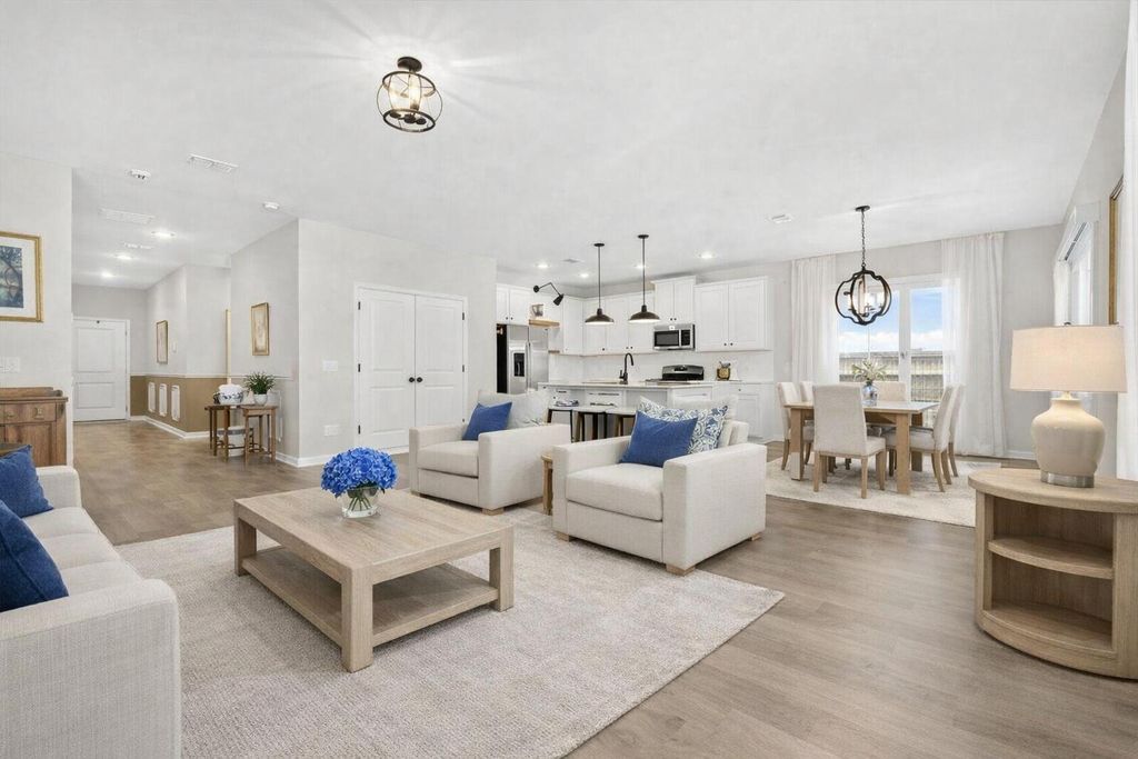 Photo of 212 Parkwood Vista Way, Summerville, SC 29486 (MLS # 26000012)