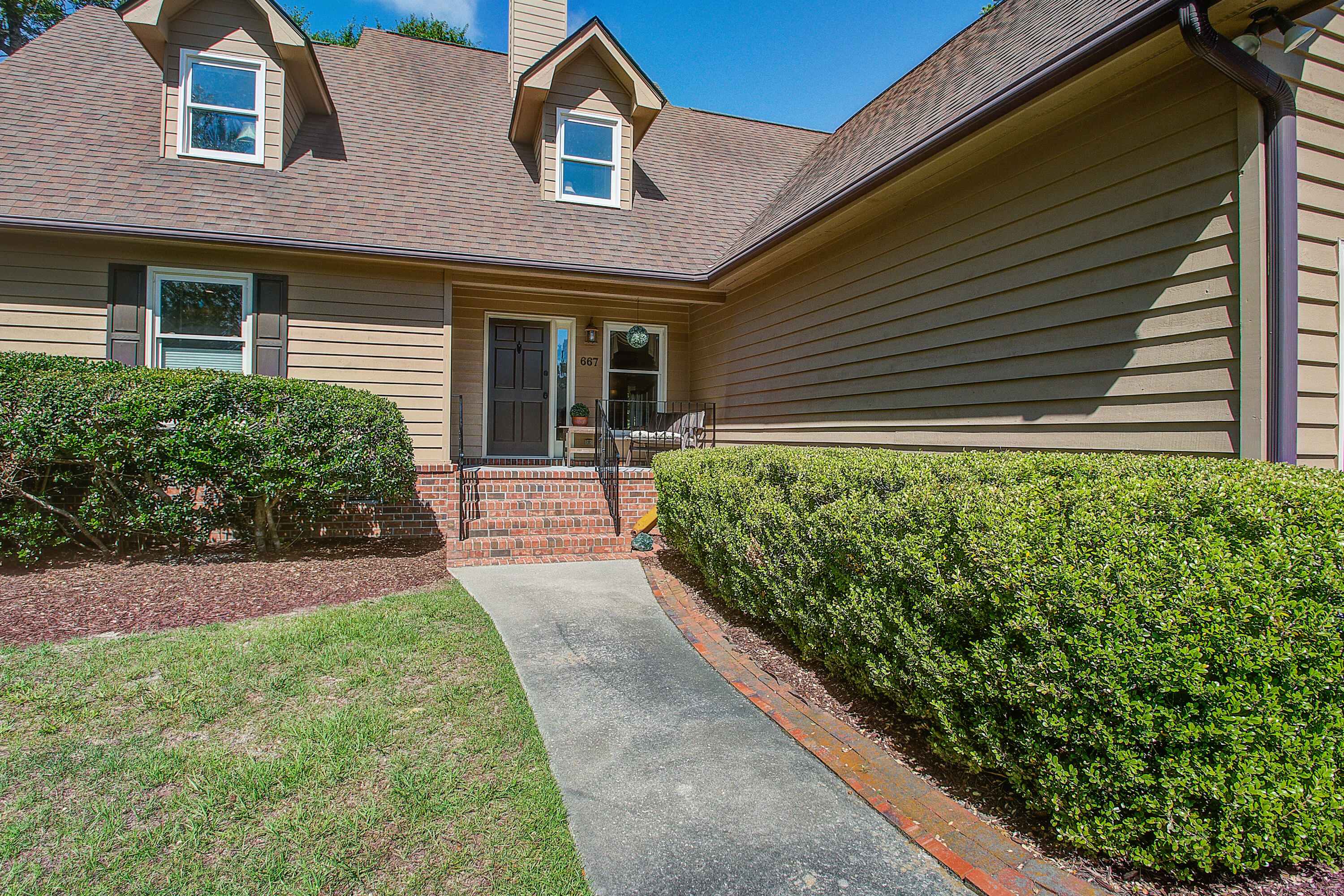 667 Serotina Court