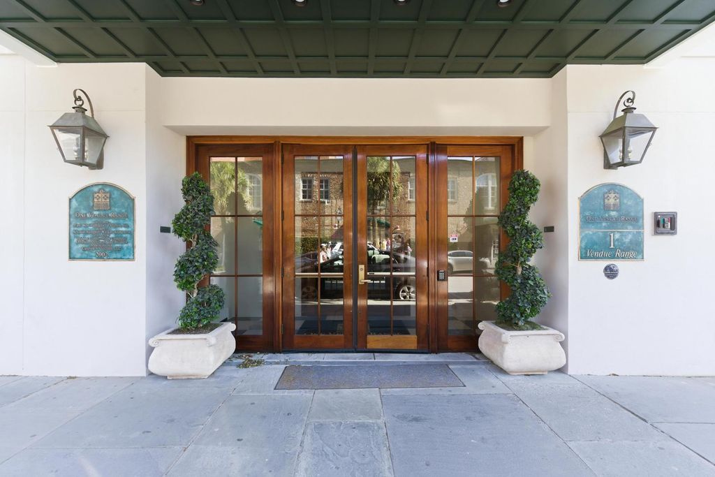 Photo of 1 Vendue Range #Unit G, Charleston, SC 29401 (MLS # 26010504)