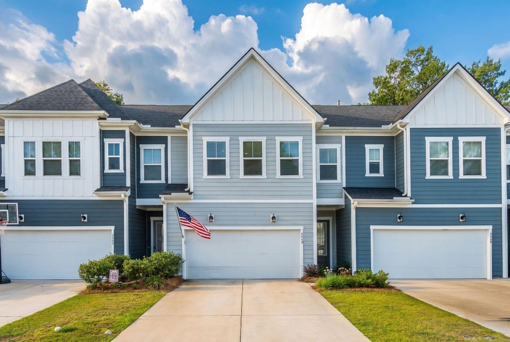 Photo of 3049 Emma Lane, Mount Pleasant, SC 29466 (MLS # 26024167)