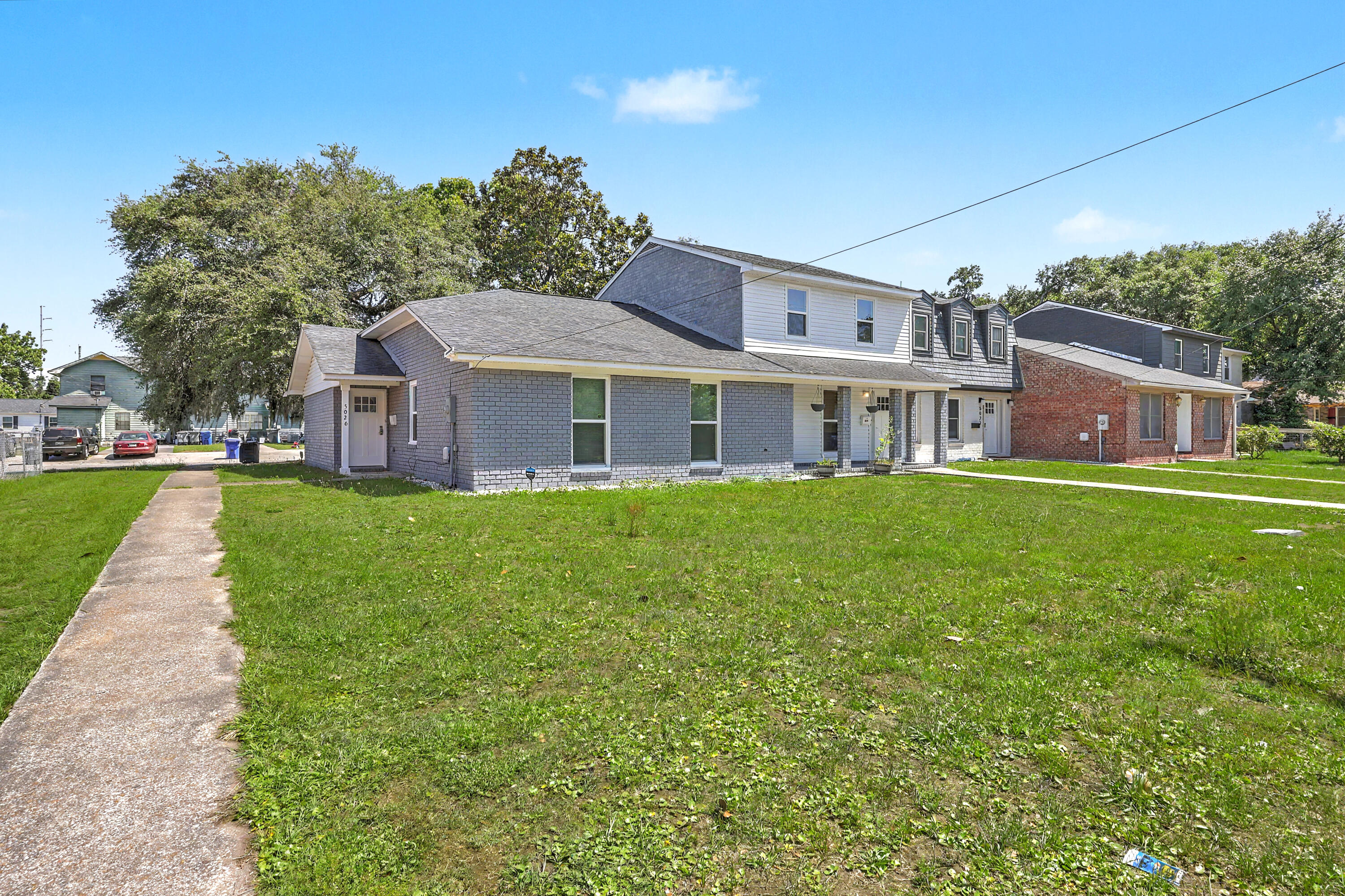 5026 Village Alley