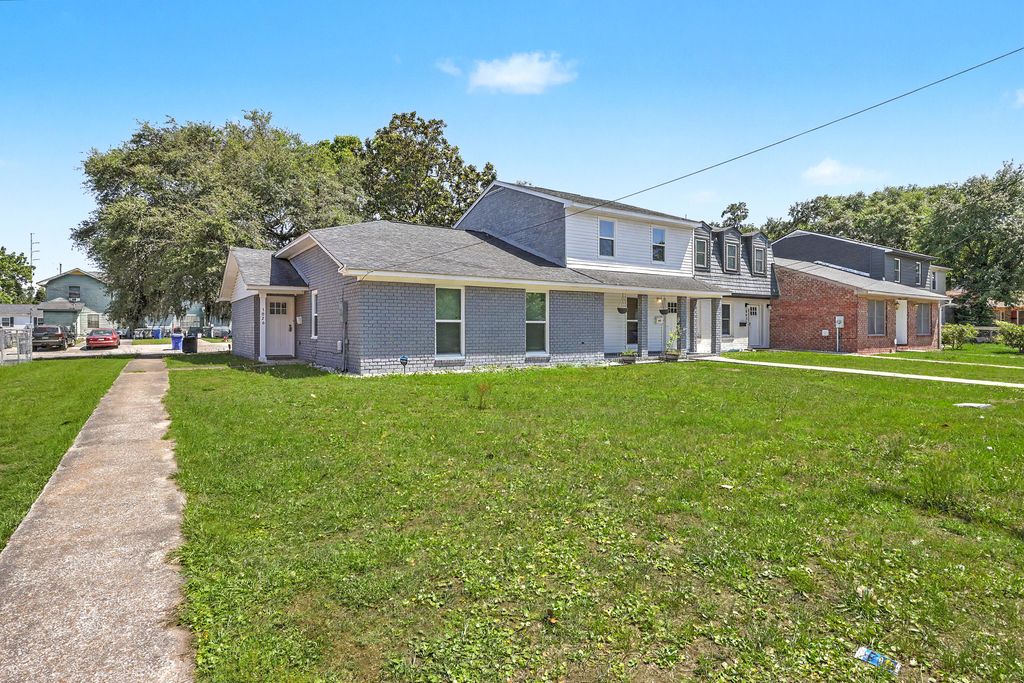 Photo of 5026 Village Alley, North Charleston, SC 29405 (MLS # 26015893)